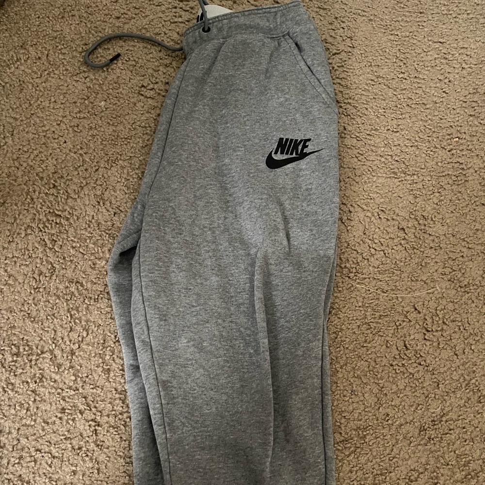 Grey Capri Sweatpants